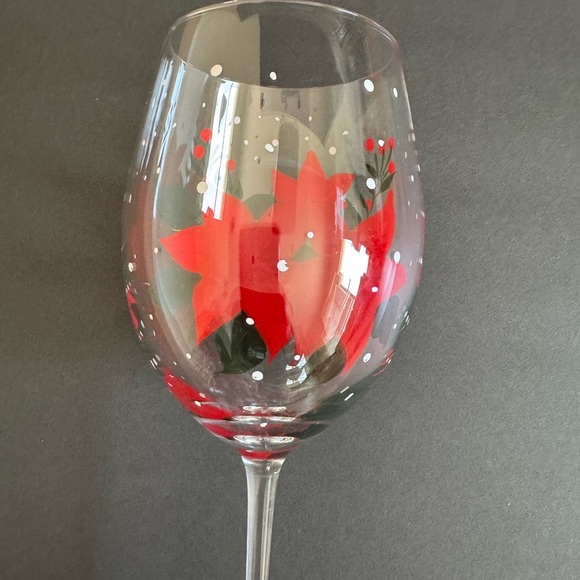Pier 1 Red and Green Holiday Decor Wine Glass - Picture 4 of 6